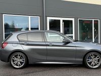 Begagnad BMW M135 326 HK (239 kW) 2016 Grå Halvkombi