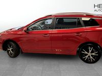 Begagnad MG MG5 EV Luxury 130 kW (177 HK) 2022 Röd (red) Kombi