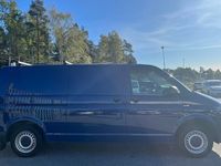 begagnad VW Transporter T5T30 2.0 TDI Automat 3-sits Lång 2016, Minibuss