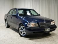 Begagnad Mercedes C220 150 HK (110 kW) 1995 Blå