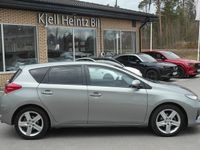 begagnad Toyota Auris 1.6 LÅGMILARE - BÖR SES 2014, Halvkombi