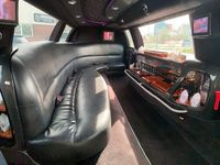 begagnad Lincoln Town Car Limo Stretch Limousine Vit 5 Dörrars