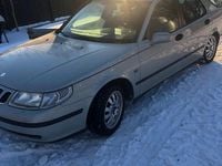 Begagnad Saab 9-5 185 HK (136 kW) 2005 Greengrayyellow metallic Kombi