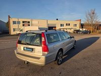 Begagnad Volvo V70 Dynamic 140 HK (102 kW) 2006 Ljusgrå Kombi