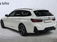 Begagnad BMW 330e M Sport 184 HK (135 kW) 2022 Vit Kombi