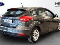Begagnad Ford Focus 125 HK (91 kW) 2017 Grå Halvkombi