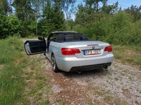 begagnad BMW 335 Cabriolet E93 - LCI