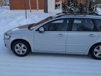 Begagnad Volvo V50 109 HK (80 kW) 2010 Grå Kombi