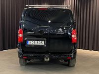 Begagnad Peugeot Expert 144 HK (105 kW) 2022 Svart Van