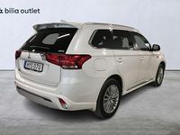 begagnad Mitsubishi Outlander P-HEV CVT 360°kam|PDC Fram&Bak|Adaptiv