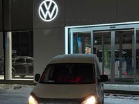 Begagnad VW Caddy 102 HK (75 kW) 2015 Minibuss