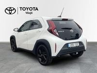 Begagnad Toyota Aygo X X-play 72 HK (52 kW) 2022 Vit SUV