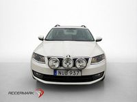 Begagnad Skoda Octavia Ambition 110 HK (80 kW) 2015 Vit Halvkombi