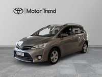 Begagnad Toyota Verso 148 HK (108 kW) 2015 Brun Minibuss