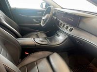 Begagnad Mercedes E220 All-Terrain 200 HK (147 kW) 2022 Svart Kombi