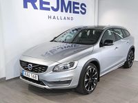 Begagnad Volvo V60 CC Summum 150 HK (110 kW) 2015 Silver Kombi