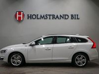 Begagnad Volvo V60 Momentum 163 HK (119 kW) 2016 Vit Kombi