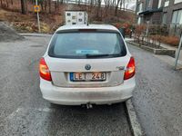 begagnad Skoda Fabia Kombi 1.6 TDI Ambiente Euro 5