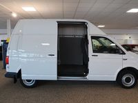 begagnad VW Transporter T6 Skåp lång hjulbas 2019, Minibuss