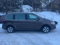 Begagnad VW Sharan 140 HK (102 kW) 2014 Minibuss