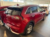 Begagnad Kia Niro Advance 141 HK (103 kW) 2018 Röd SUV
