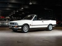 Begagnad BMW 325 170 HK (125 kW) 1987 Vit Cab