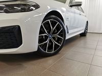 begagnad BMW 530 e xDrive Hybrid M-Sport Nav Backkamera Värmare Drag