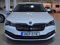 begagnad Skoda Superb Kombi 2.0 TDI EVO Business Drag Värm 1 Brukare Euro 6