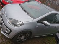 Begagnad VW up! high up! 75 HK (55 kW) 2012 Silver Halvkombi