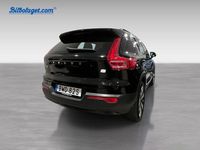 Begagnad Volvo XC40 Core 175 kW (238 HK) 2023 Svart SUV
