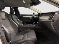 Begagnad Volvo V90 Momentum 190 HK (139 kW) 2018 Vit Kombi