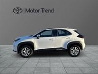 Begagnad Toyota Yaris Hybrid Active 117 HK (86 kW) 2023 Vit