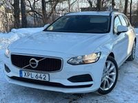 Begagnad Volvo V90 Kinetic 204 HK (150 kW) 2018 Vit Kombi