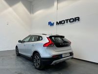 begagnad Volvo V40 CC D3 Momentum 150hk D-värmare VOC