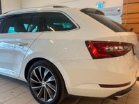 begagnad Skoda Superb Kombi 2.0 TSI 4x4 Business Edi L&K Drag nav 2018, Kombi