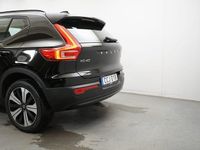 Begagnad Volvo XC40 Core 175 kW (238 HK) 2022 Svart SUV