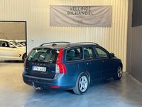 Begagnad Volvo V50 Momentum 136 HK (100 kW) 2010 Blå Kombi