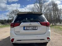 begagnad Mitsubishi Outlander P-HEV CVT Euro 6 Business X 360 kamera