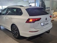 begagnad VW Golf VIII Sportscombi 1.5 eTSI DSG, 130hk, 2024 Drag, P-Värmare