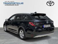 begagnad Toyota Corolla Verso Corolla TREK Hybrid 1,8 e-CVT V-Hjul 2022, Kombi