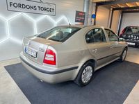 begagnad Skoda Octavia Tour 1.6 /1-Ägare/Motorvärmare/Nybesiktad/