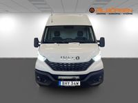 begagnad Iveco Daily 35C18HA8 V 3.0 17,5m3 Aut,Drag,Värmare,LED-ljus