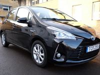 begagnad Toyota Yaris Hybrid e-CVT Euro 6