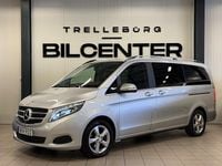 Begagnad Mercedes V220 Avantgarde 163 HK (119 kW) 2015 Silver Minibuss