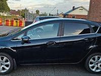 Begagnad Ford Fiesta Titanium 82 HK (60 kW) 2009 Svart Halvkombi