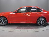 begagnad BMW 330e xDrive/ M Sport/ Innovation/ Drag/ Adaptiv fart