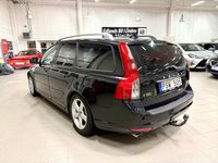 Begagnad Volvo V50 Standard 150 HK (110 kW) 2011 Svart Kombi