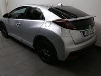 Begagnad Honda Civic Sport 120 HK (88 kW) 2015 Silver Halvkombi