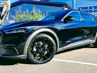 Begagnad Ford Mustang Mach-E 216 kW (294 HK) 2021 Svart SUV