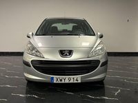 Begagnad Peugeot 207 88 HK (64 kW) 2006 Ljusgrå Halvkombi